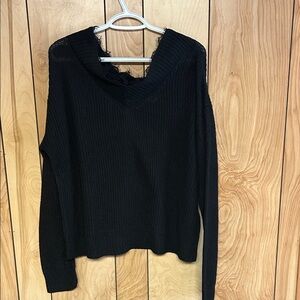 Chic Soul Black V-Neck Sweater